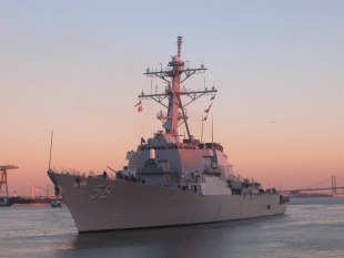 Guided missile destroyer USS Laboon (DDG-58) 1