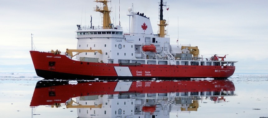 Речной ледокол «CCGS Henry Larsen» береговой охраны Канады