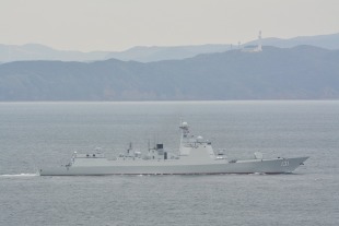 Guided missile destroyer Taiyuan (DDG 131) 3