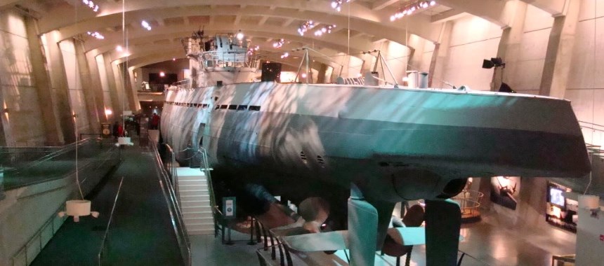 Субмарина типа IX-C в Музее науки и промышленности в Чикаго