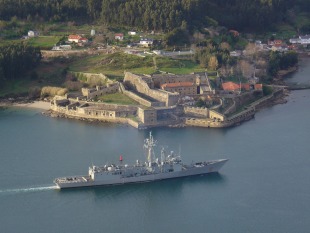 Guided missile frigate SPS Canarias (F86)‎ 1