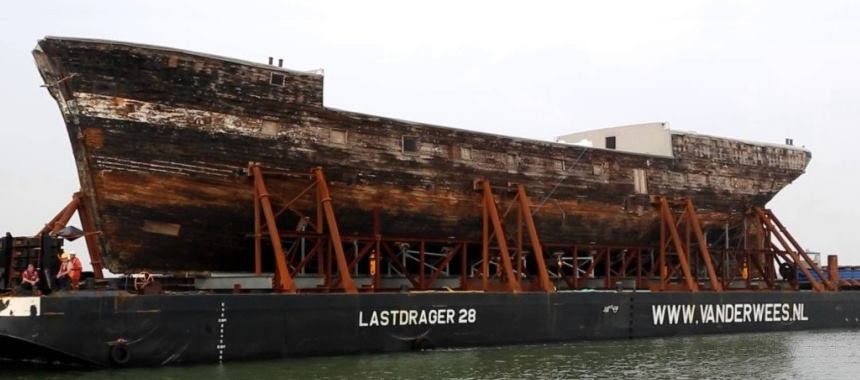 Самое старое судно в мире отправилось в Австралию