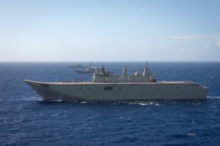 Landing helicopter dock HMAS Canberra (L02) 1