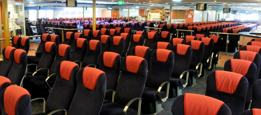 Удобные сиденья для пассажиров