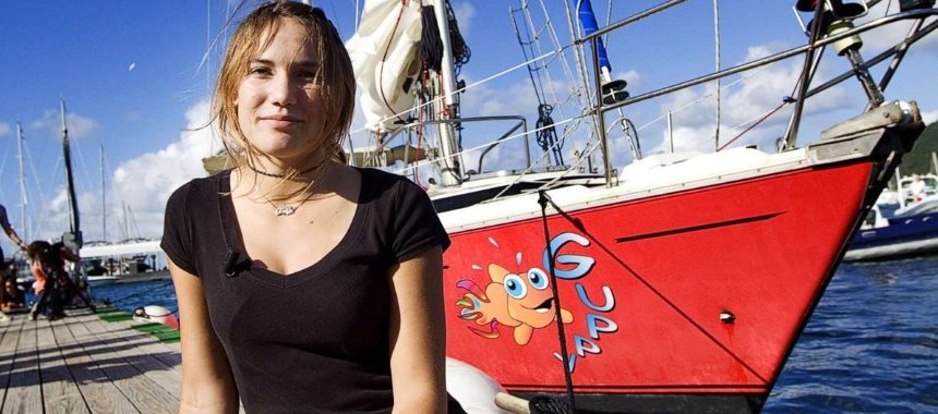 Шестнадцатилетняя яхтсменка завершила кругосветное путешествие