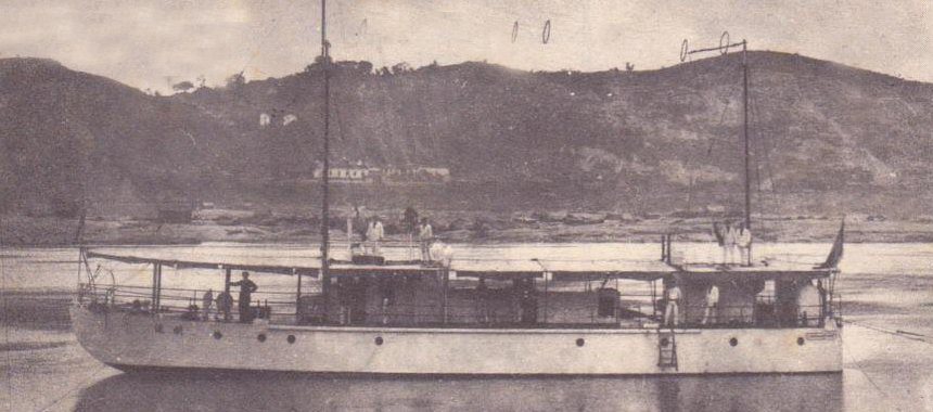 Канонерская лодка французского адмирала La Grandiere