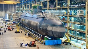Nuclear submarine HMS Agamemnon (S124) 0