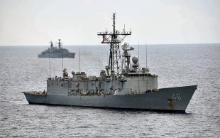 Guided missile frigate USS Rentz (FFG-46) 1