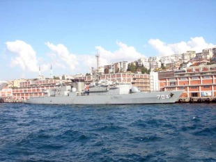 Al Madinah-class frigate 1