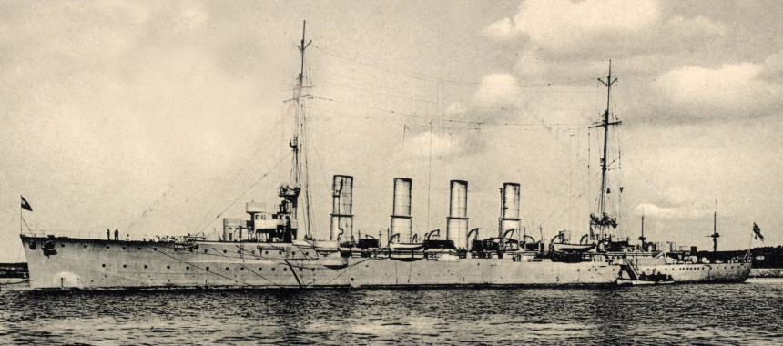 Немецкий крейсер Midilli под турецким флагом