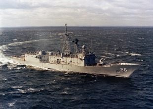 Guided missile frigate USS Gallery (FFG-26) 1
