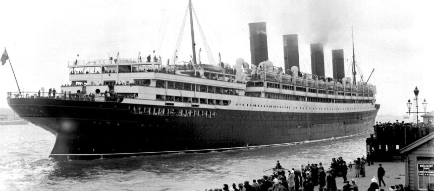 Пассажирское судно Aquitania