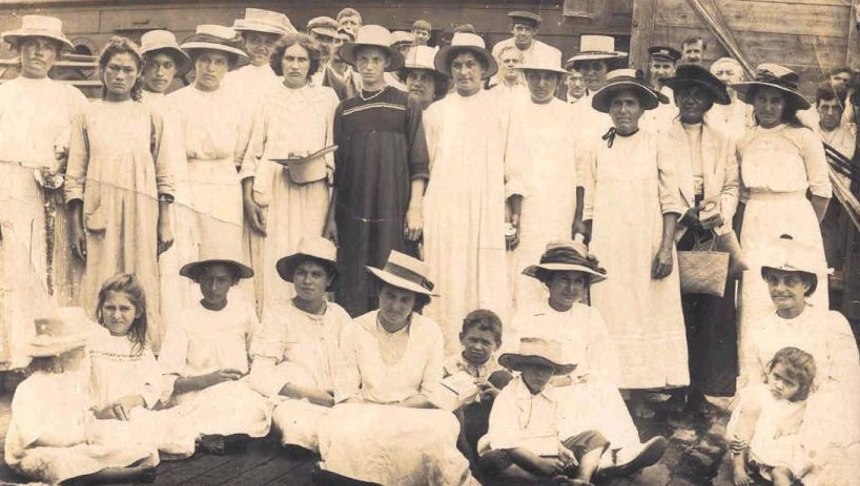 Жители острова Питкэрн, 1916 год
