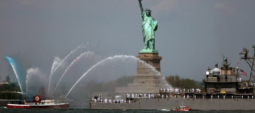 Нью-Йорк празднует Неделю флота