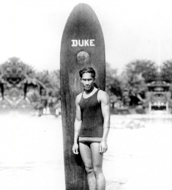 Олимпийский чемпион по плаванию Duke Kahanamoku