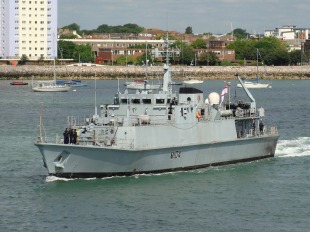 Minehunter HMS Walney (M 104) 0