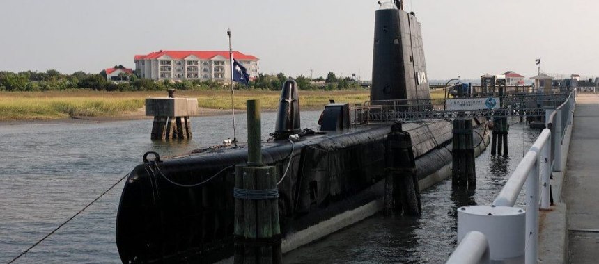 Подводная лодка USS Clamagore