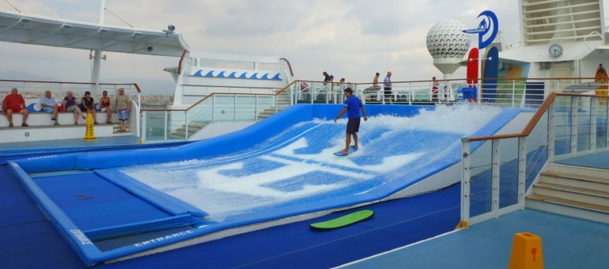 Flowrider on Independence of the seas