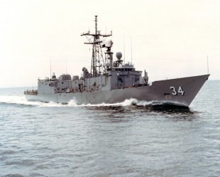 Guided missile frigate USS Aubrey Fitch (FFG-34) 0