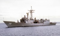 Guided missile frigate USS Curts (FFG-38)