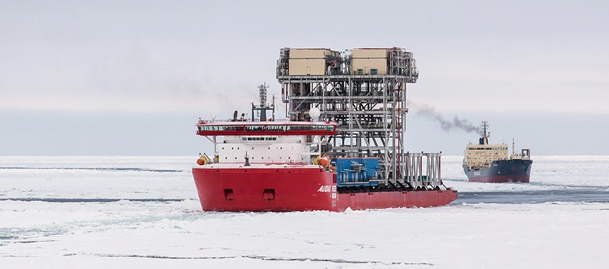 Транспортное судно для перевозки модулей в арктических льдах