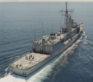 Guided missile frigate HMAS Canberra (FFG-02) 1
