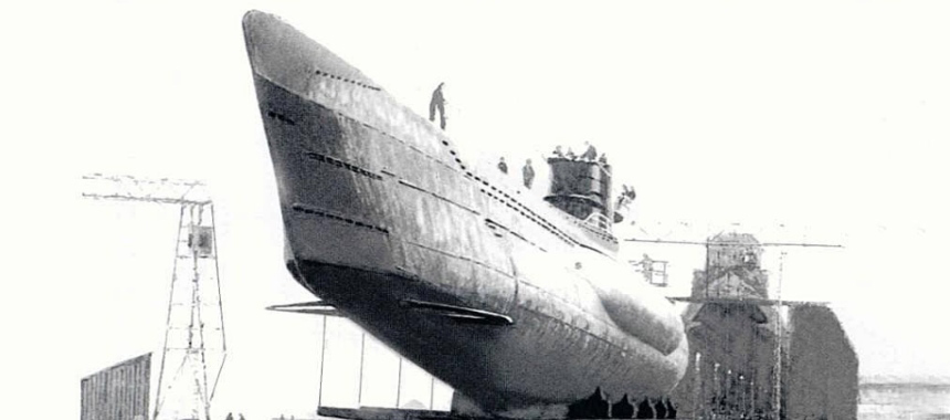 Подводная лодка U 352 готовится к спуску на воду