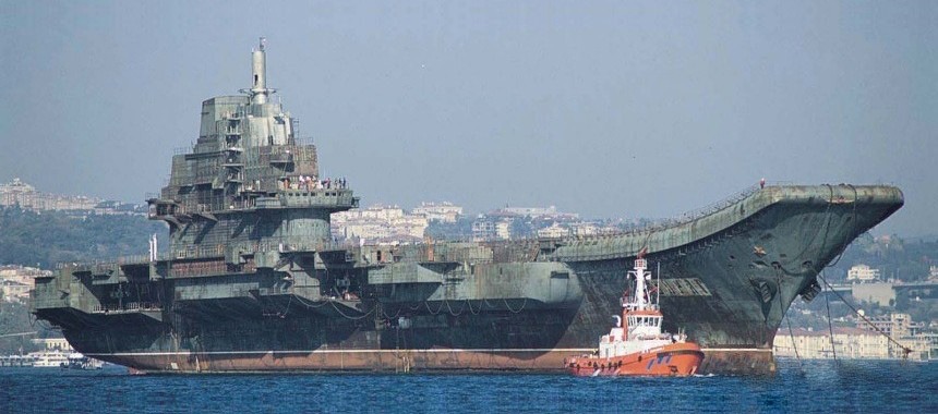 Китай достроит купленный в Украине авианосец «Варяг»