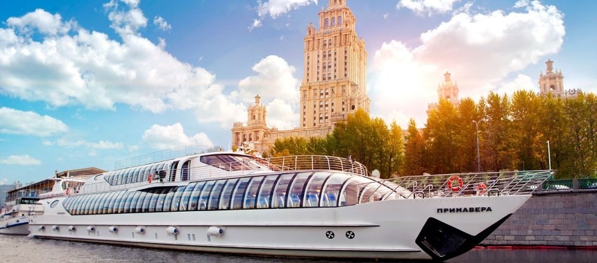 Речные прогулки по Москве-реке от компании «Radisson Cruises»