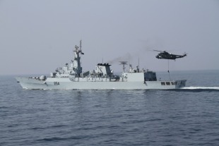 Ракетний фрегат PNS Aslat (F254) 2