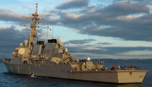 Guided missile destroyer USS Ross (DDG-71) 3