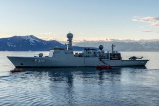 Ocean patrol vessel HDMS Vædderen (F 359) 5