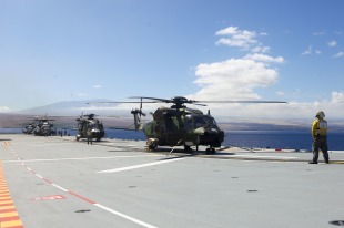 Landing helicopter dock HMAS Adelaide (L01) 3