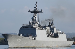Guided missile destroyer ROKS Dae Jo-yeong (DDH-977) 3