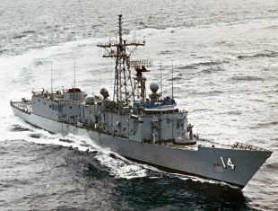 Guided missile frigate USS Sides (FFG-14) 1