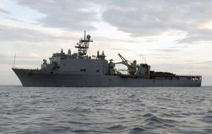 Десантный корабль-док USS Whidbey Island (LSD-41) 1