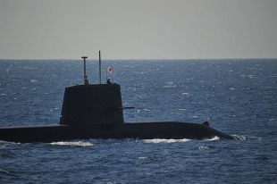 Diesel-electric submarine JS Isoshio (SS-594) 2