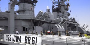 Линейный корабль USS Iowa (BB-61) 6