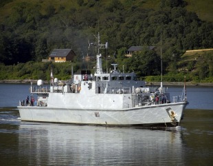 Тральщик-искатель мин HMS Blyth (M 111) 1