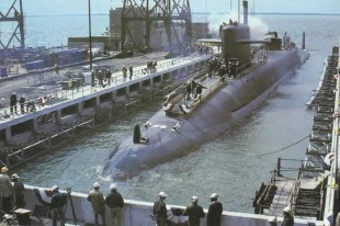 Nuclear submarine USS Lafayette (SSBN-616) 2