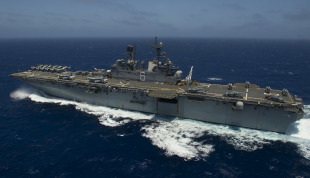 Универсальный десантный корабль USS America (LHA-6) 1