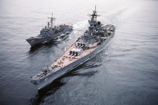 Лінійний корабель USS Iowa (BB-61) 2