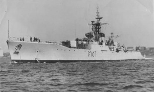 Фрегат HMS Yarmouth (F101) 5
