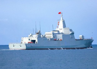 Эсминец УРО «Аньшань» (103) 1