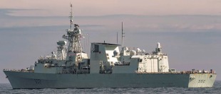 Ракетний фрегат HMCS Ville de Québec (FFH 332) 2