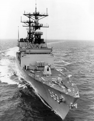 Есмінець USS Spruance (DD-963) 3
