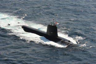 Diesel-electric submarine JS Kenryū (SS 504) 2