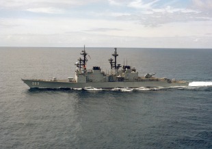 Эсминец USS Peterson (DD-969) 1