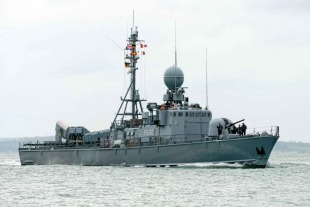 Fast attack craft FGS Hyäne (P6130) 1