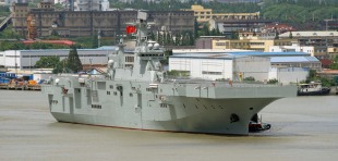 Универсальный десантный корабль Hainan (31) 2